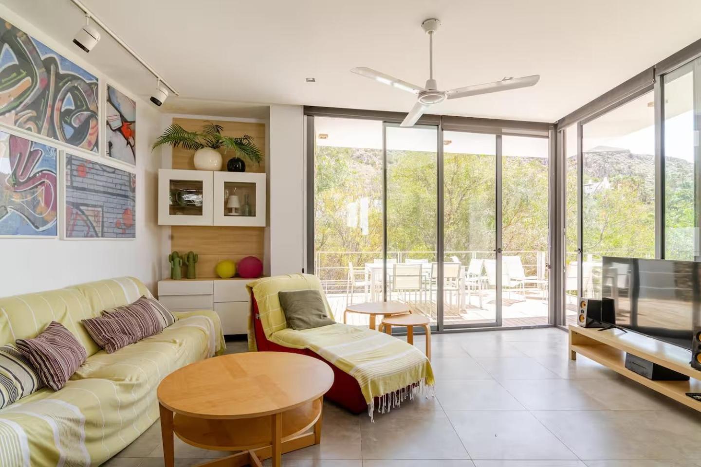 Exclusiva Casa Con Encanto En Agua Amarga Агуа Амарга Екстериор снимка